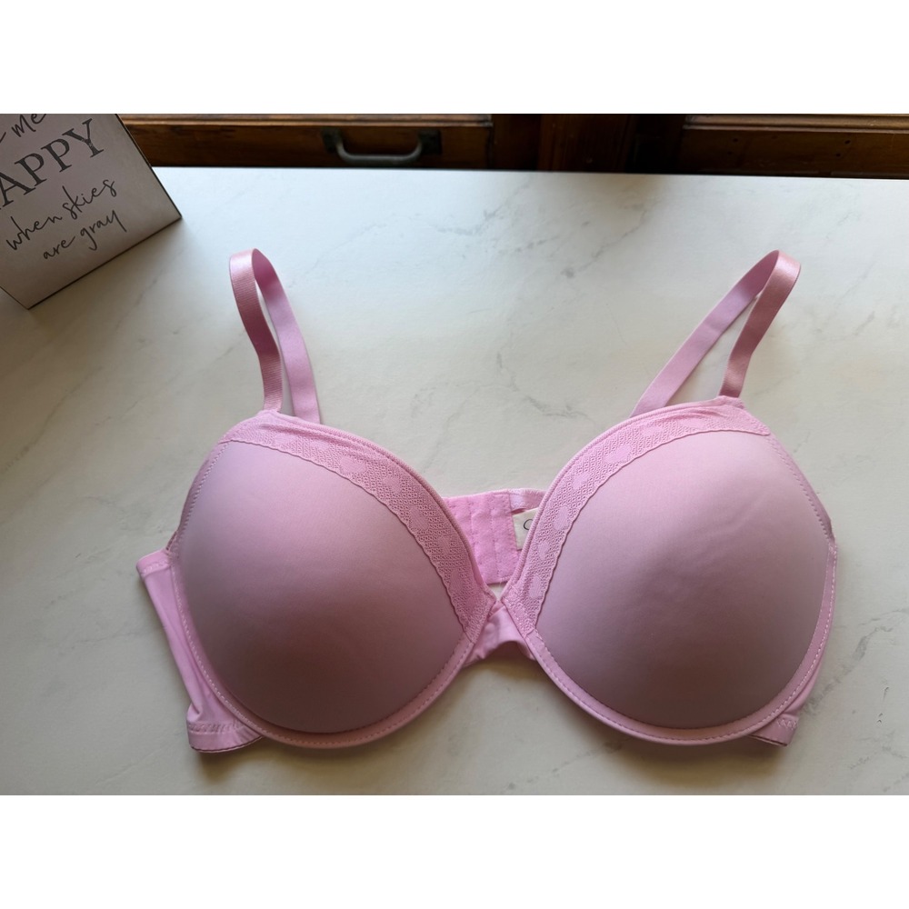 Jessica Simpson Pink Lace Trim T-Shirt Underwire Bra Heart Hardware 40D